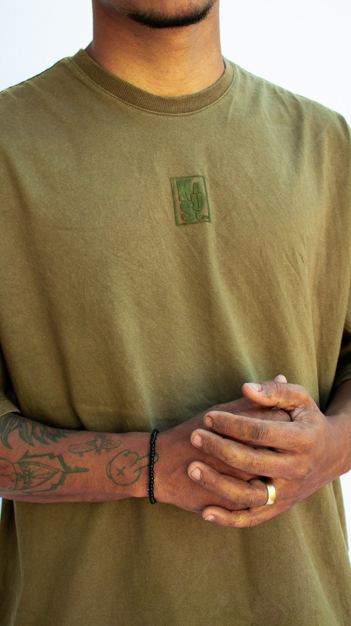 CÓDIGO VERDE- Camiseta Oversized Streetwear. Tecido suave, macio e confortável