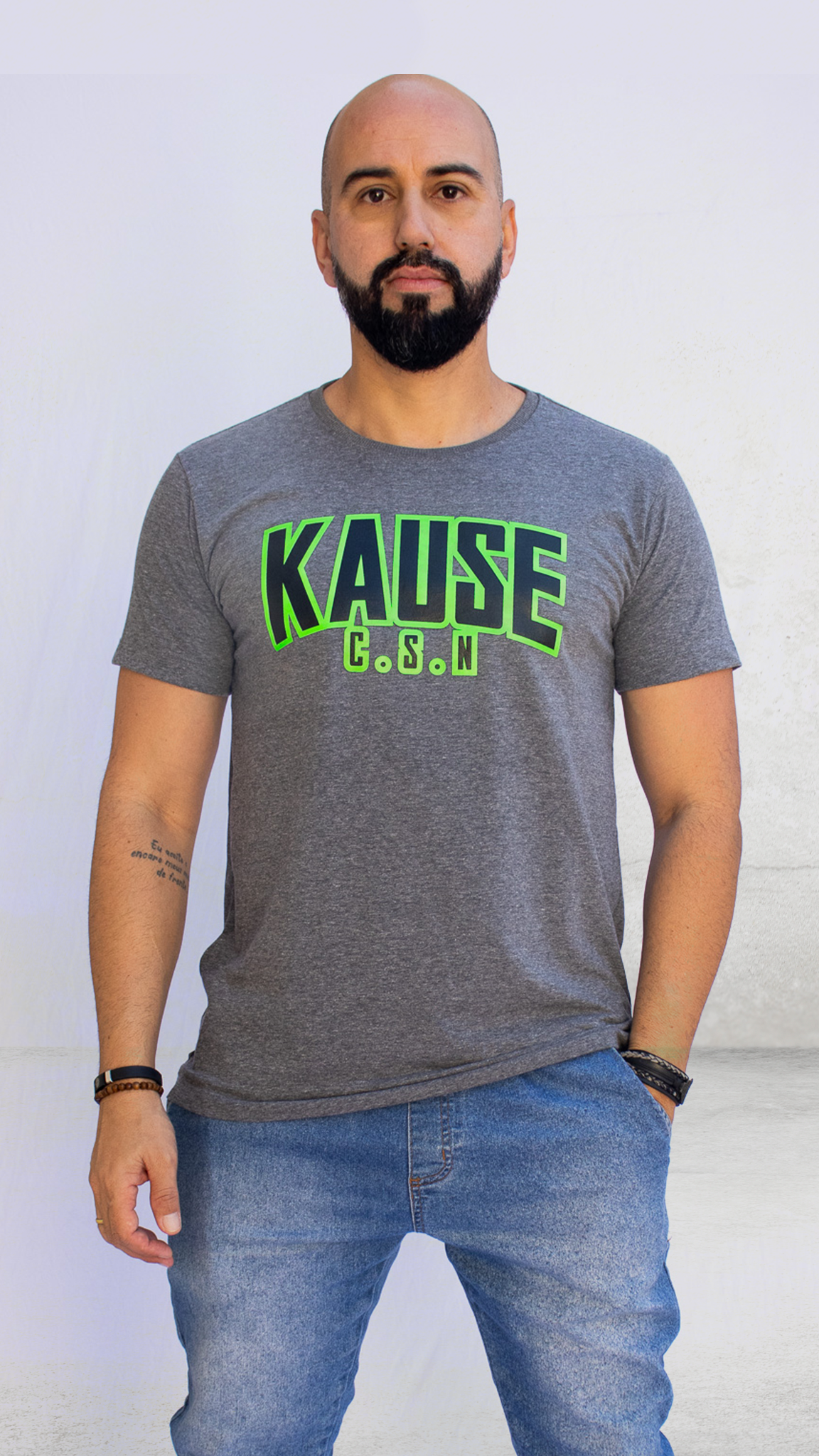 VERDE DE CONFRONTO- Camiseta casual malha penteada 100% Algodão.