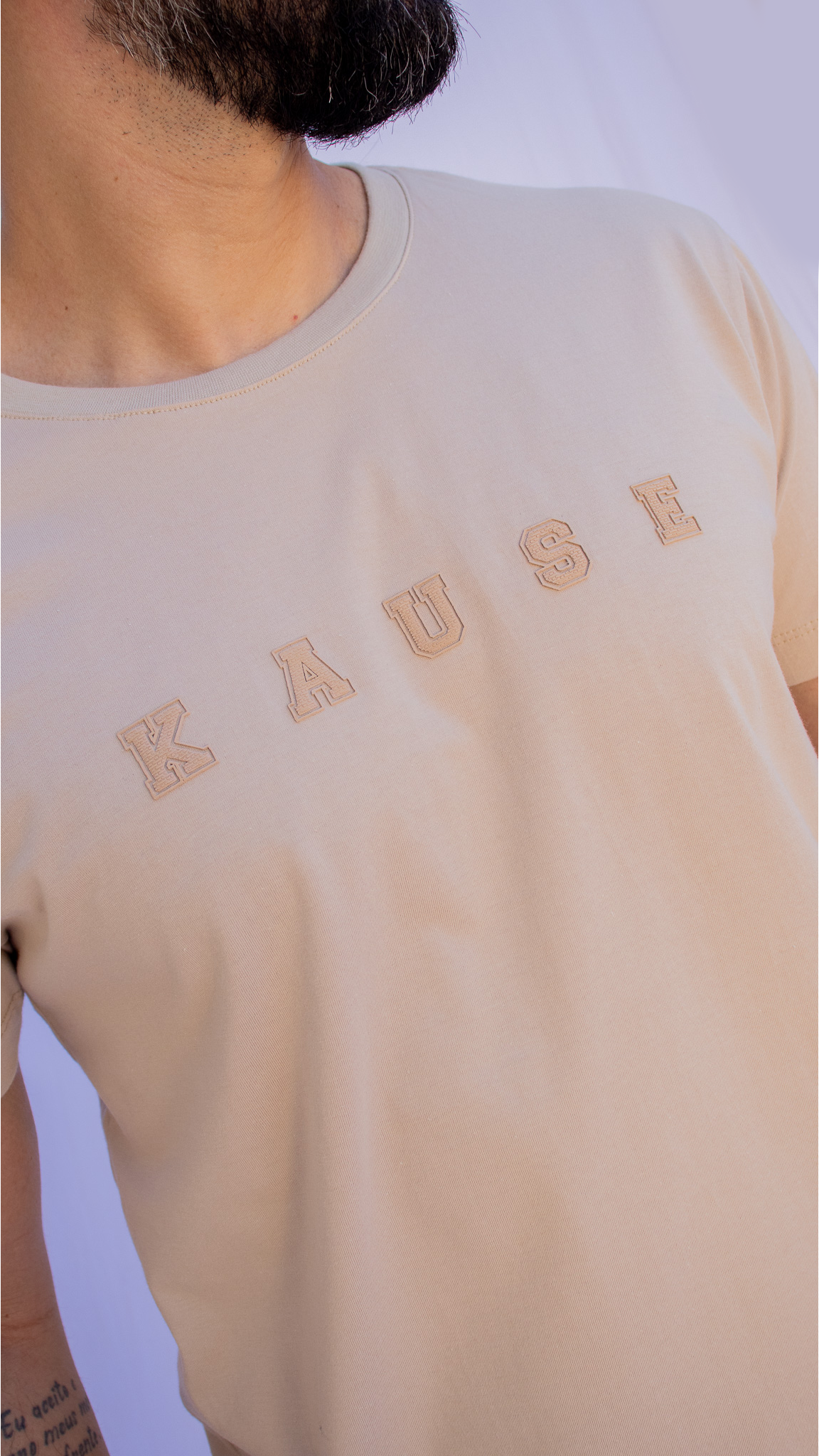 TERRA DE ORIGEM- Camiseta Fio 30.1 Penteado. Modelagem convencional de tecido suave  e confortável.