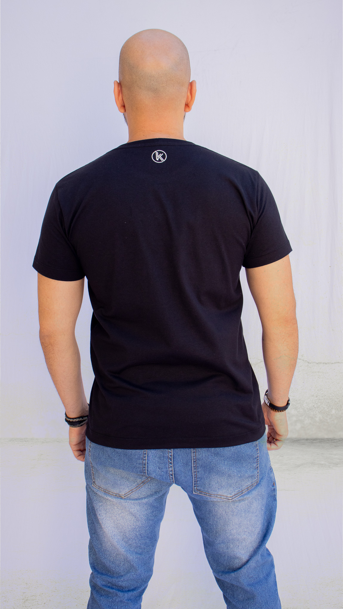 RELEVO VIVO- Camiseta slim 100% Algodão e cabamento reforçado de alta qualidade.