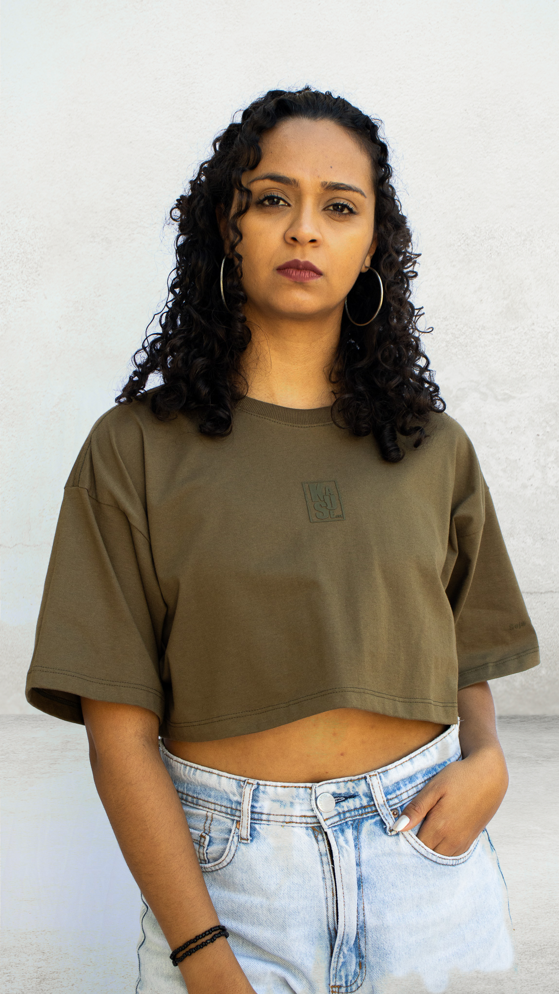 BASE FORTE - Cropped Oversized de alta qualidade 100% Algodão.